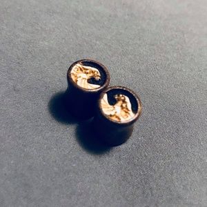 Great Wave Plugs from Omerica Organics Size 00g